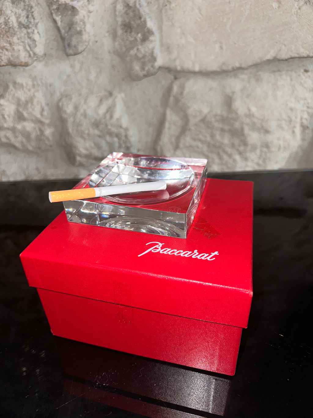 Cendrier carré vintage en cristal de Baccarat