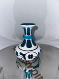 Flacon NAPOLEON III étroit en cristal bleu clair overlay doublé d’émail blanc