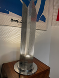 Lampe en métal perforé en acier chromé Italie 70’s