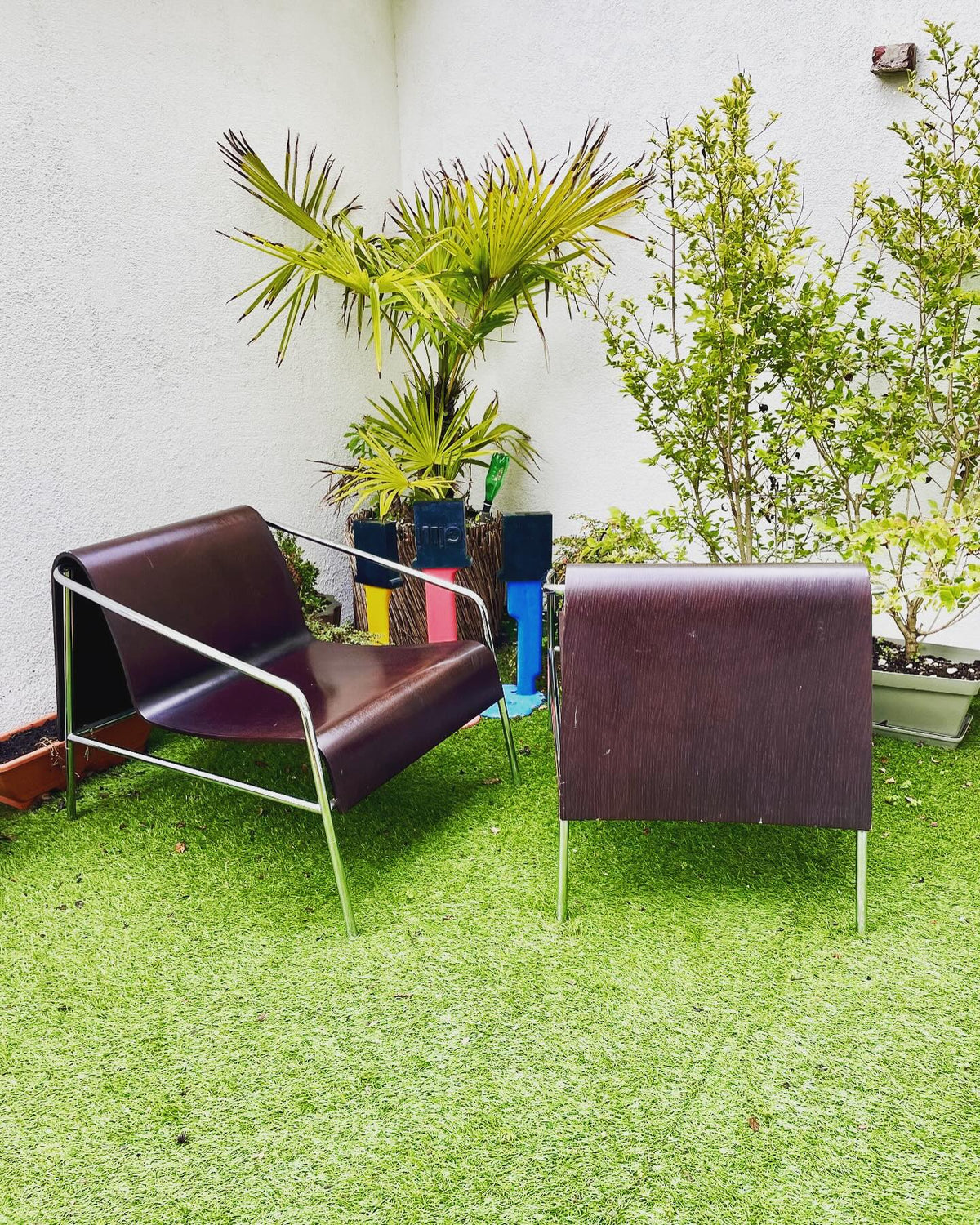 Fauteuil empilable Milan Paris de Artelano, dessinée par Lissoni & Partners